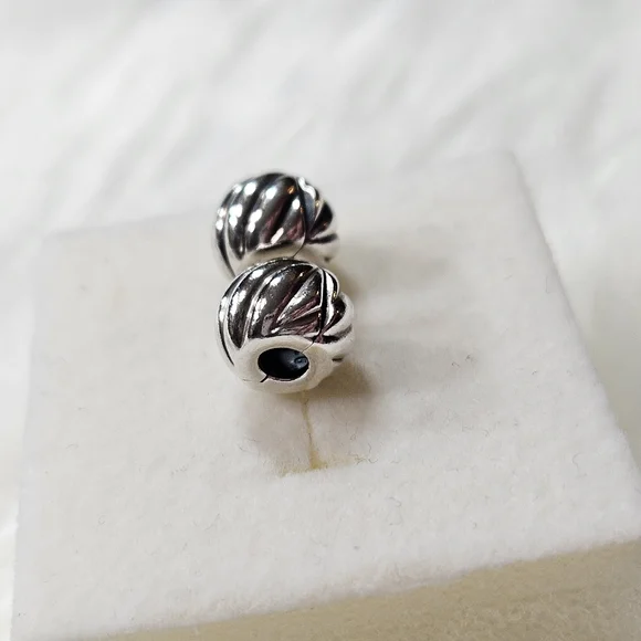 🆕️ Pandora Silver Polished Feathered Clip Charms - Picture 5 of 8